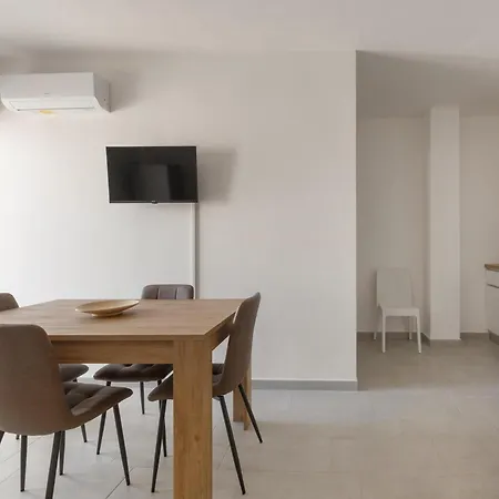Brezza Marina Apartment